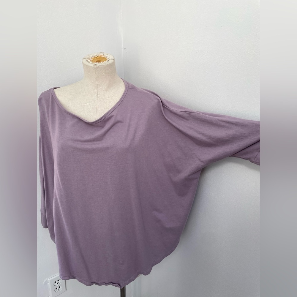 Purple Maternity Dolman 3/4 length Sleeve Top- Size L- Like New